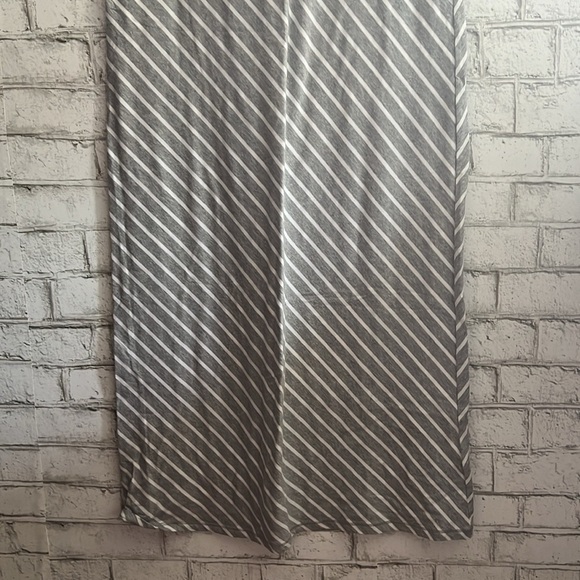 NEW!!! Athleta Striped Tee Shirt Maxi Dress Size Small - Picture 9 of 11